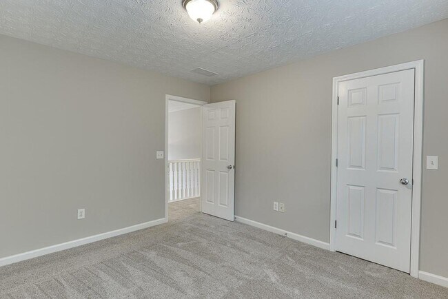 Building Photo - 4439 Woodgate Hill Trail