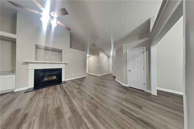 Building Photo - 1446 Dunton Green Way