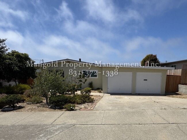 Primary Photo - Beautifully Updated 3-Bedroom Home with Sp...