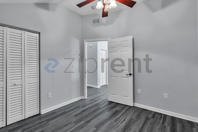 Building Photo - 5356 Pebble Beach Dr