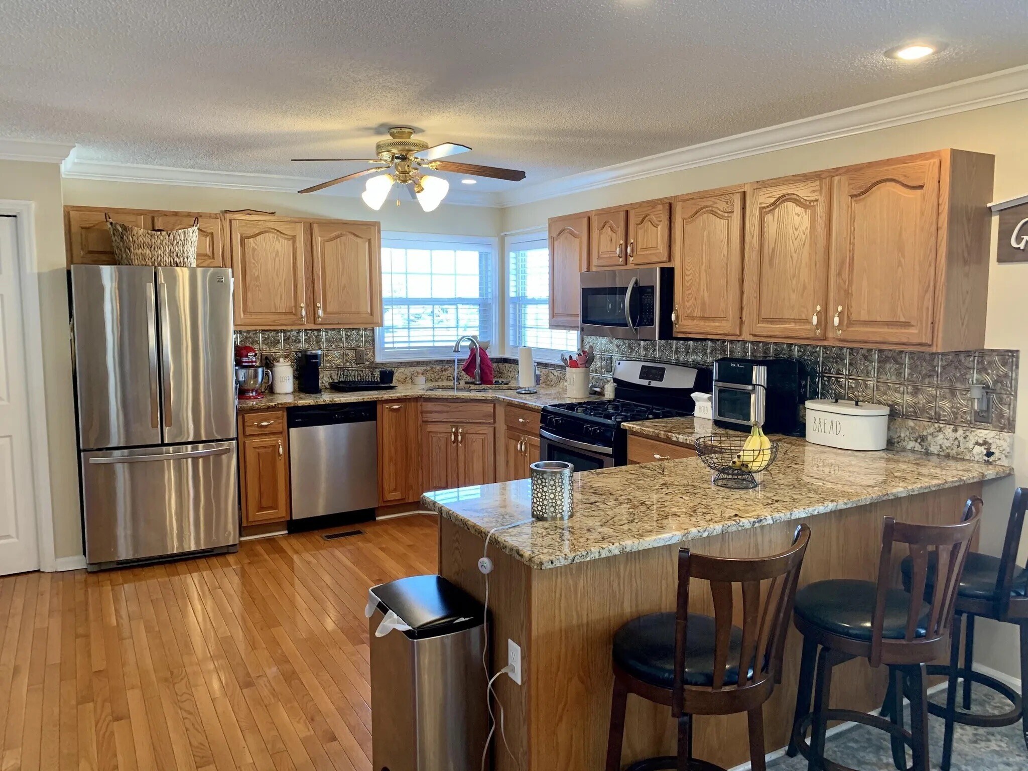 Building Photo - 124 Charlton Ct