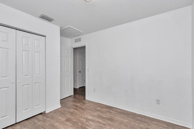 Building Photo - 6064 NW 54th Terrace