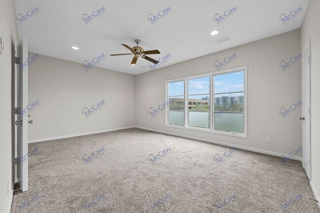 Building Photo - 1206 Lipscomb St