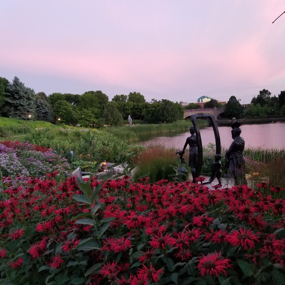 Centennial Lakes Park - 7540 Edinborough Way