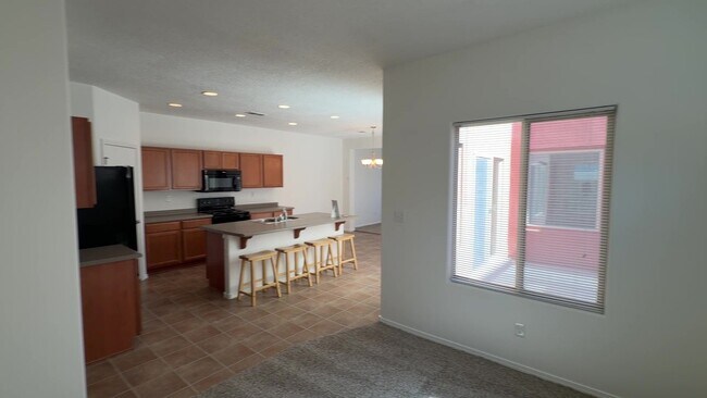 Building Photo - 3 Bedroom Town Home Near Rio Bravo Blvd SE & University Blvd SE In Mesa Del Sol!