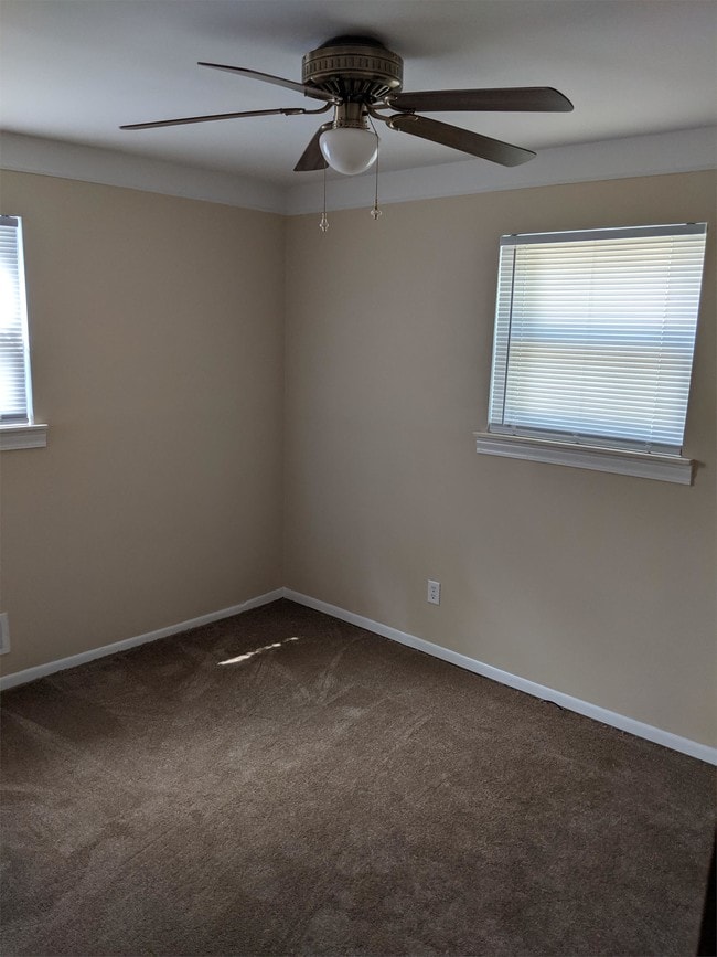 Building Photo - 1862 Warwick Ave