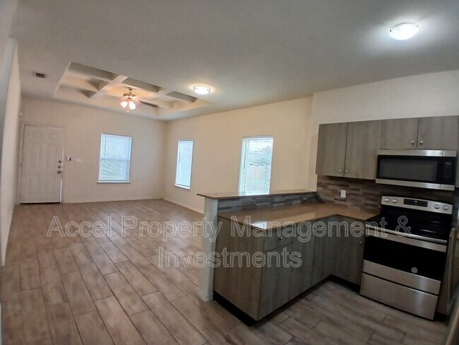 Building Photo - 3713 Whitewing Ave