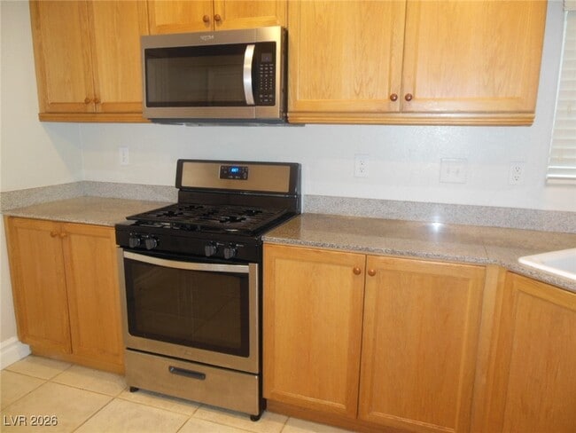 Building Photo - 334 Cart Crossing Way