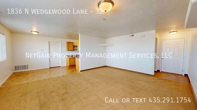 Building Photo - 1836 N Wedgewood Ln