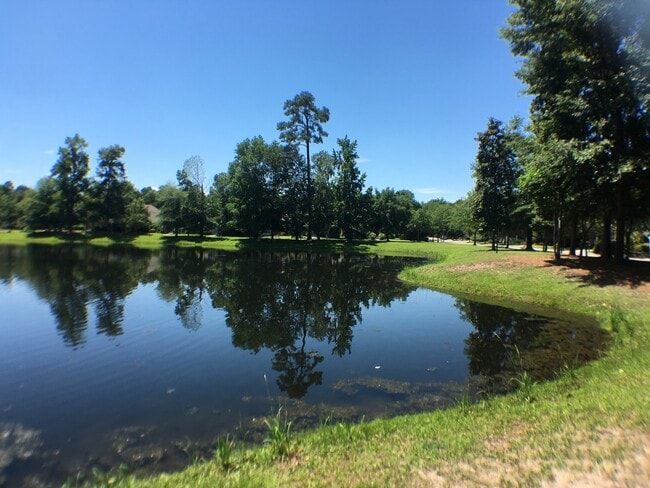 Building Photo - Spacious Roommate-Style Villa at Estates at Westbury – Bluffton, SC