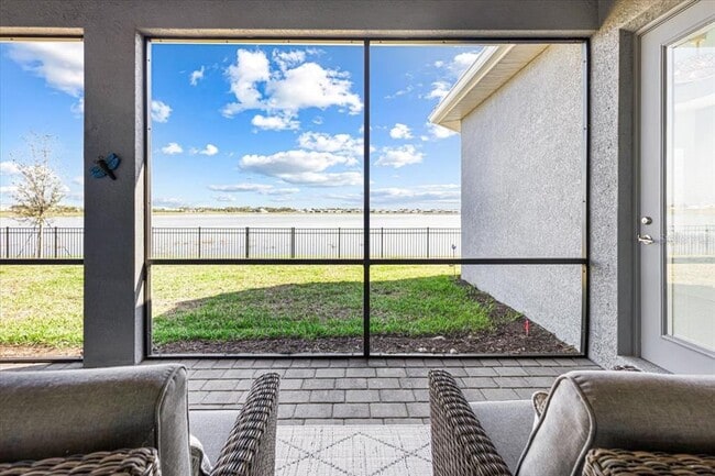 Building Photo - 8568 Shr Lk Dr