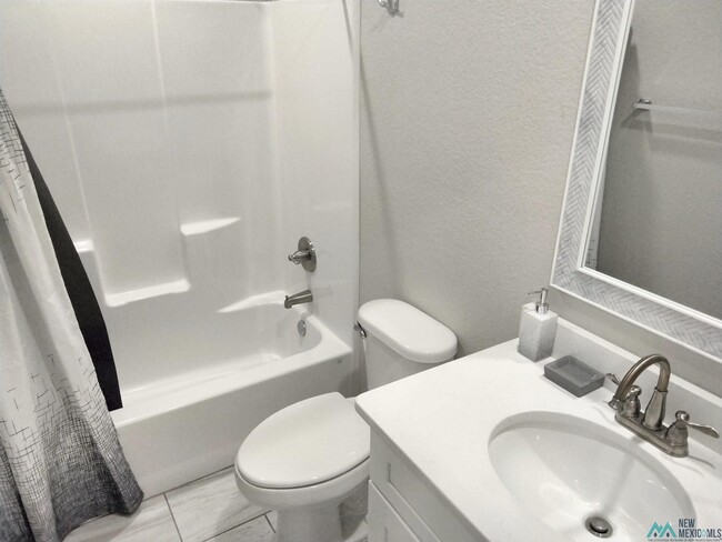 Building Photo - 1308 Sonora Rd