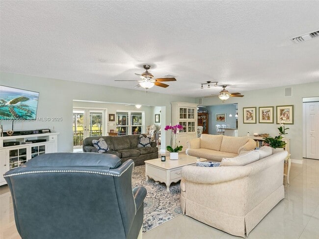 Building Photo - 20565 SW 80th Pl