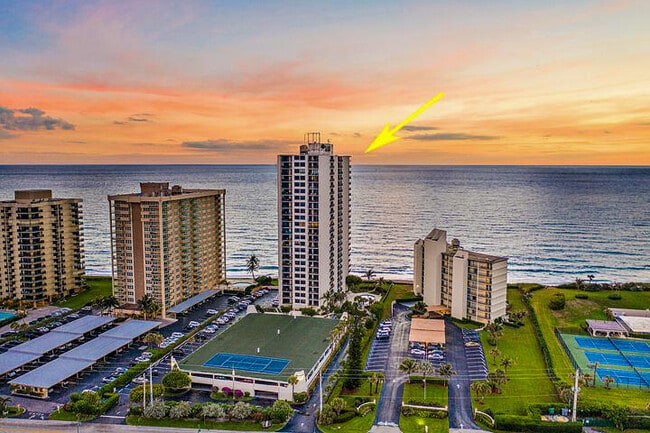 Building Photo - 5420 N Ocean Dr