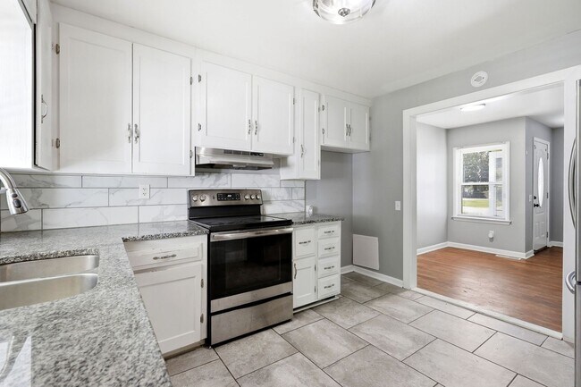 Building Photo - 2602 NW 86th St