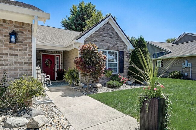 Building Photo - 15884 Brixton Dr
