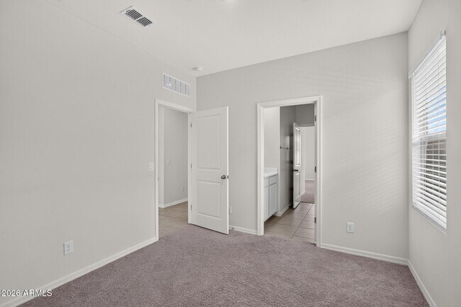 Building Photo - 2097 Grazing Mdw Ln