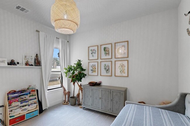 Building Photo - 325 Cumberland Cv