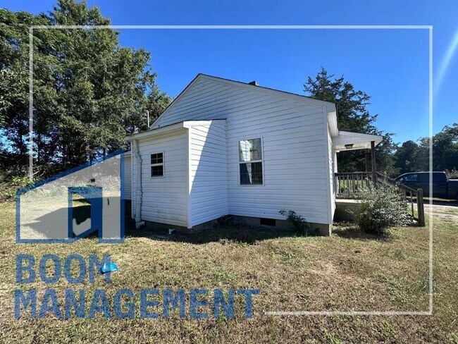 Building Photo - 1867 Warrenton Rd