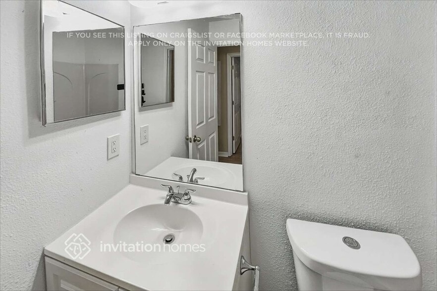 Building Photo - 2234 Martins Run