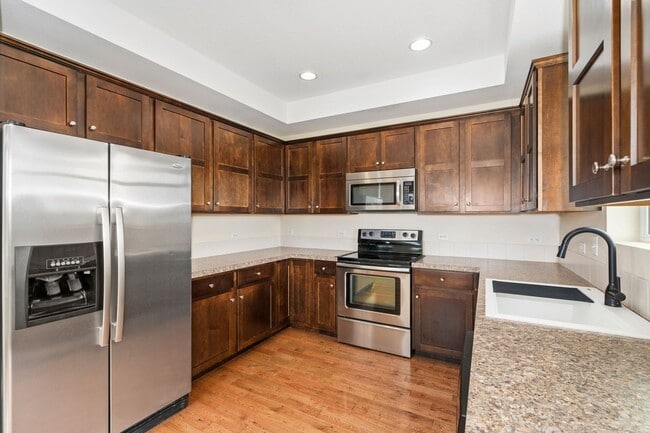 Building Photo - Fantastic Home in North Fort Collins