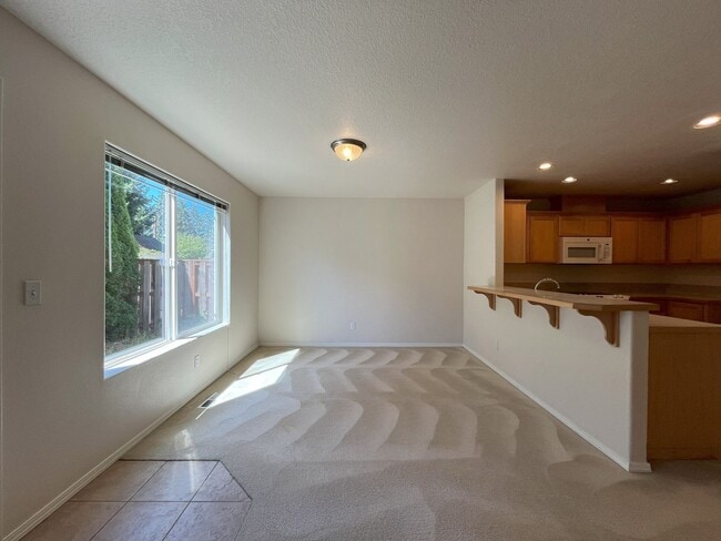 Building Photo - Welcome to this charming 3-bedroom, 3-bathroom home in Forest Grove!