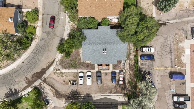 Building Photo - 1120 Mazatlan Cir