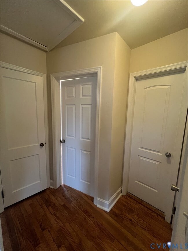 Building Photo - 14211 Bermuda Ave