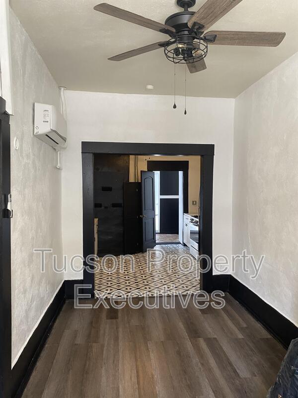 Building Photo - 91 W Simpson St