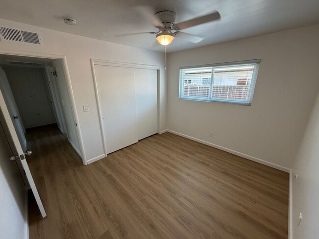 Building Photo - 501 Florinda St