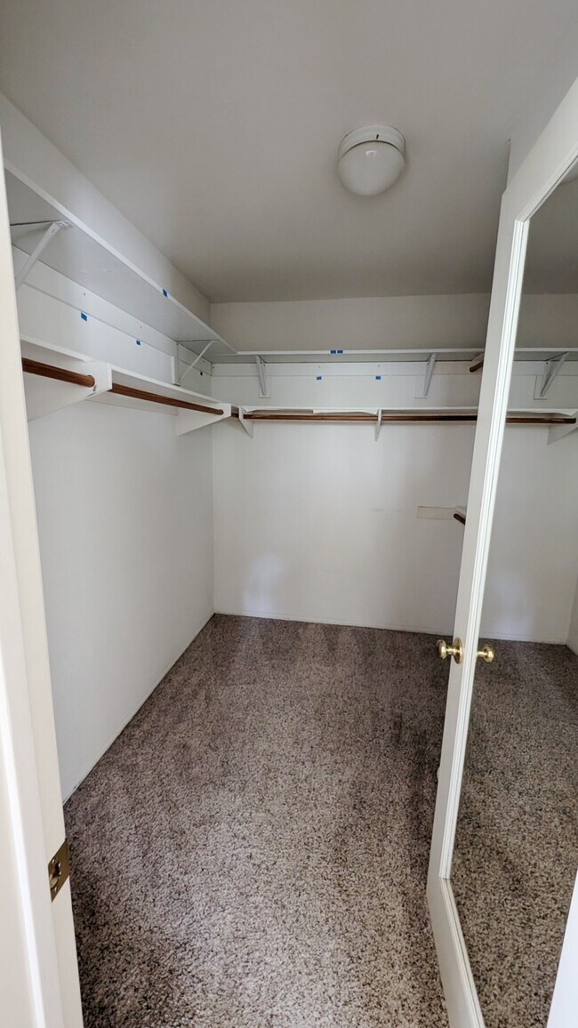 Building Photo - 11055 Kika Ct