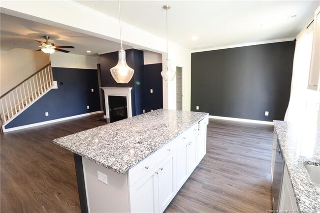 Building Photo - 755 Amarra Dr