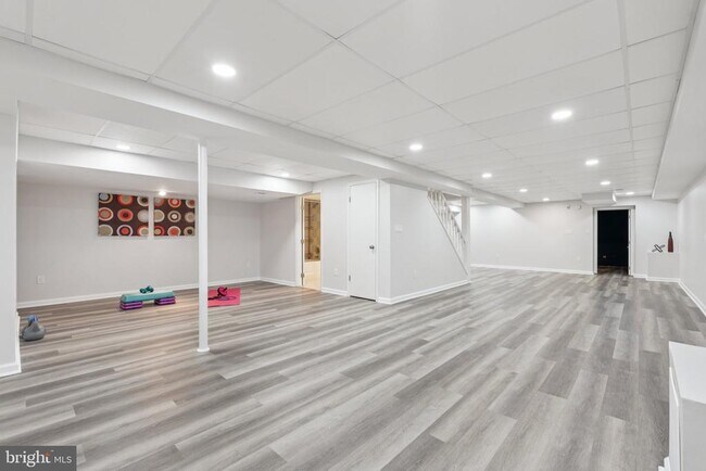 Building Photo - 13204 Lantern Hollow Dr