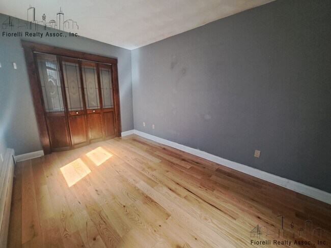 Building Photo - 44 Princeton St