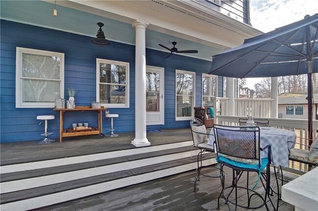 Building Photo - 4060 Merritt Dr