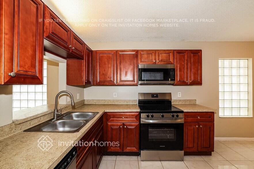 Building Photo - 4811 Concordia Ln