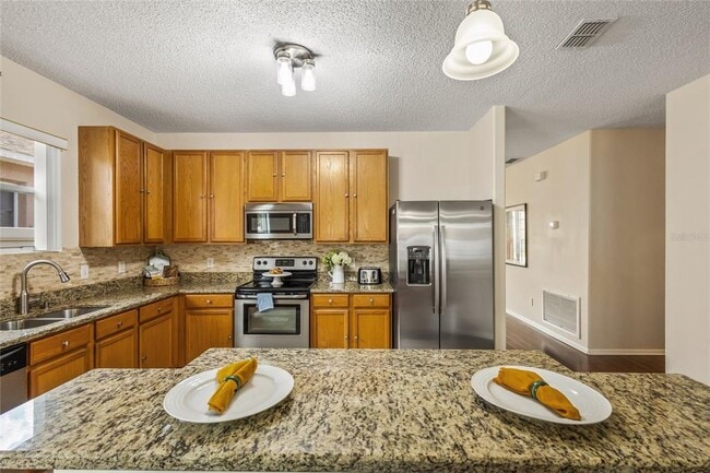 Building Photo - 422 Graystone Blvd