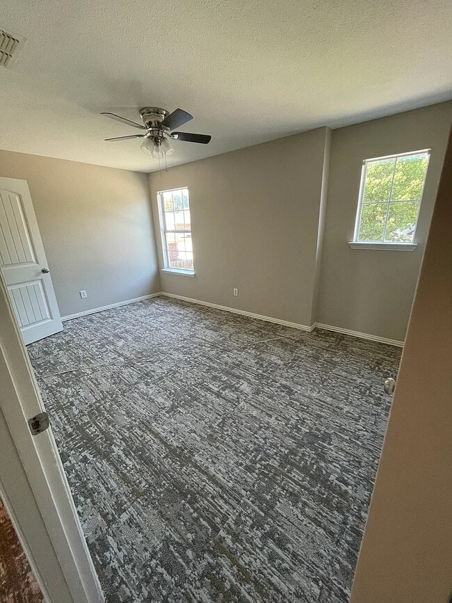Building Photo - 8107 Arbor Ave