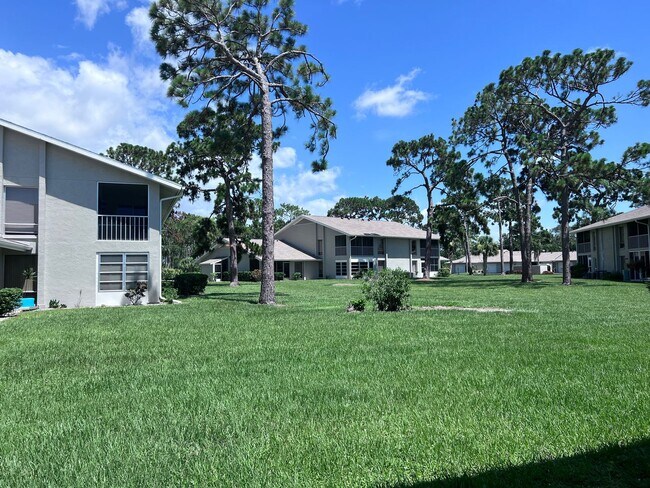 Building Photo - New Listing!