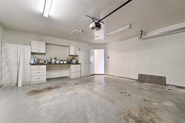 Building Photo - 4109 Pinewood Dr