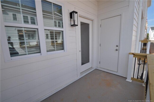 Building Photo - 8514 Silsbee Dr