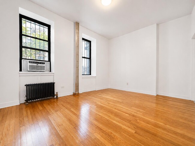 Floorplan - 182 Claremont Avenue