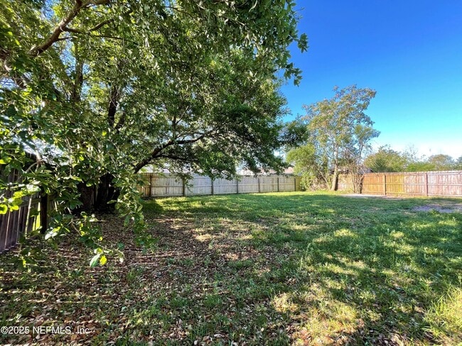 Building Photo - 10930 Whitly Ct