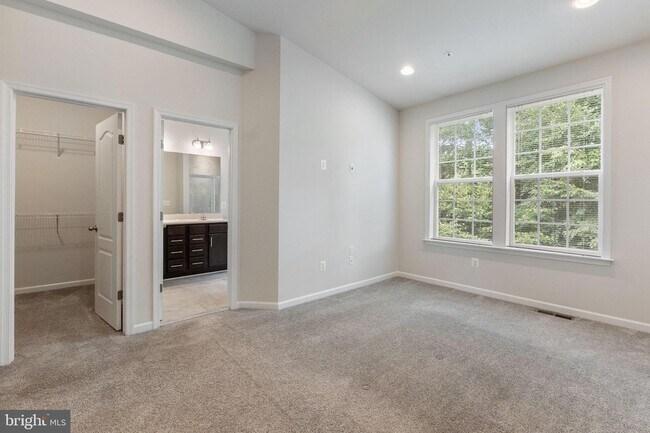Building Photo - 12925 Sweet Christina Ct