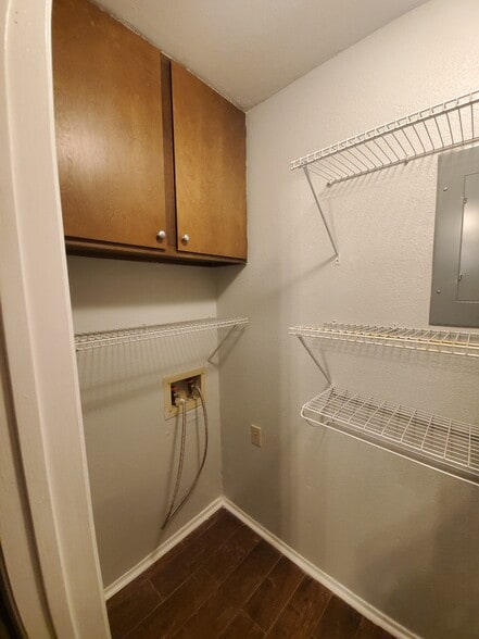 Laundry Room - 1305 Camp Craft Rd