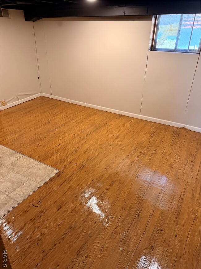 Building Photo - 3915 Schiller Pl