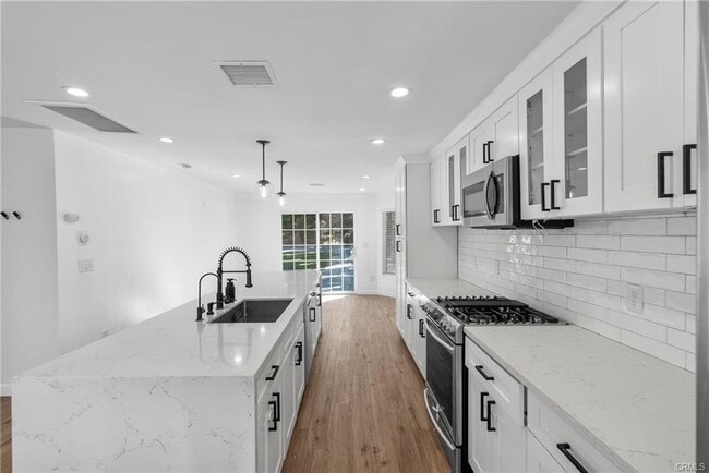 Building Photo - 7057 Middlesbury Ridge Cir