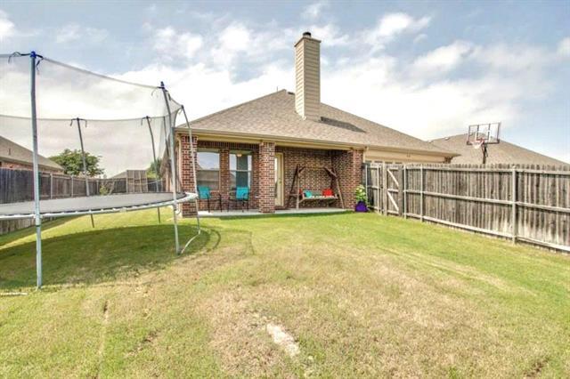 Building Photo - 216 Cliffbrook Dr
