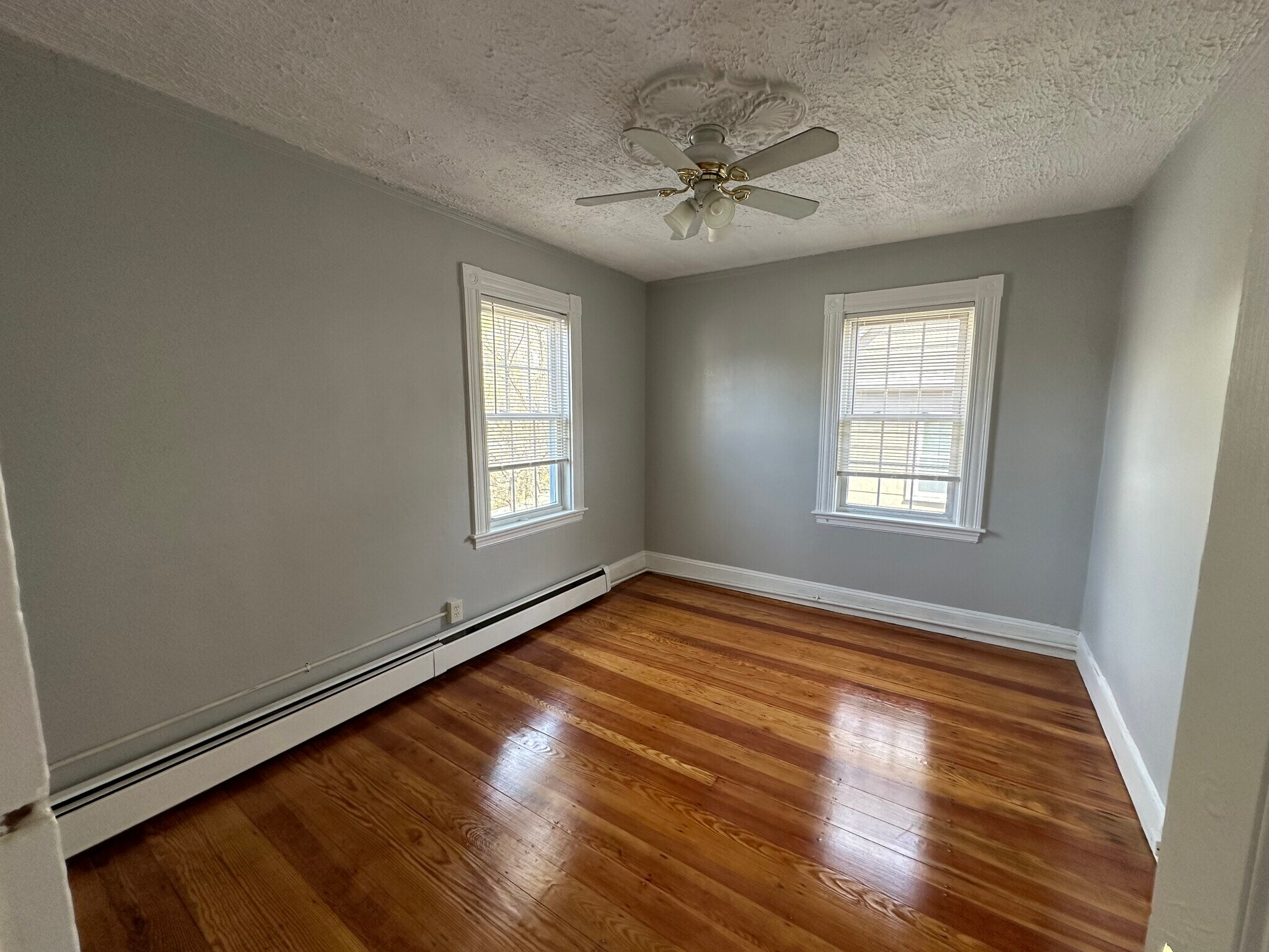 Building Photo - 131 Nonantum St