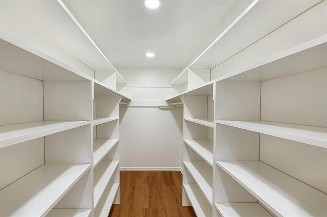 Building Photo - 2646 Heatherwood Dr